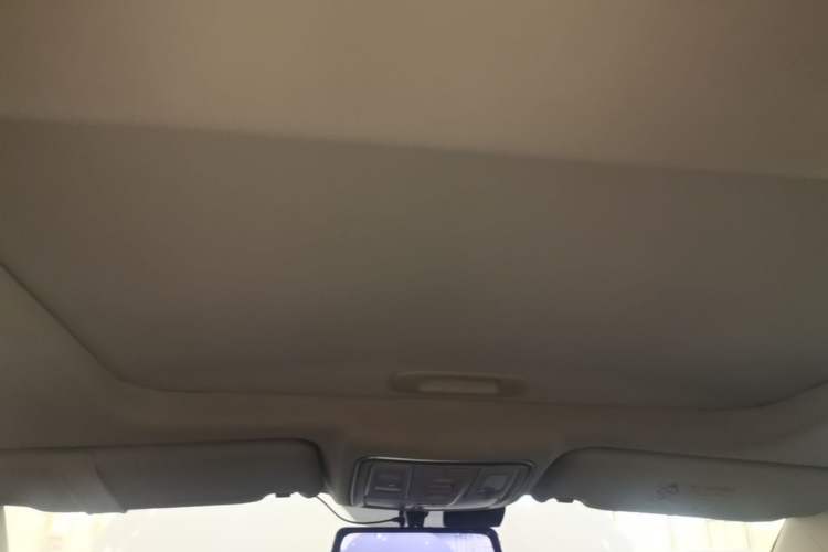 Used Geely Auto Vision X6 2016 1.8L Manual Luxury Model Headliner