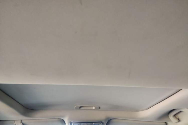 Used Geely Auto Vision X6 2016 1.8L Manual Luxury Model Headliner