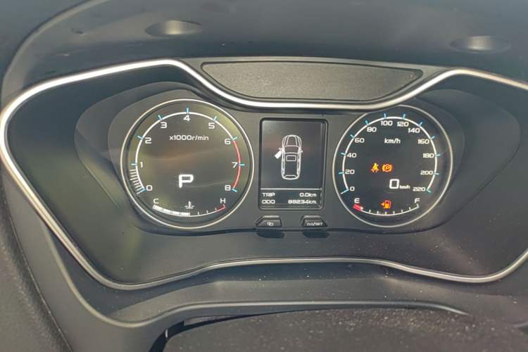 Used Geely Auto Vision X6 2016 1.3T CVT Flagship Model Instrument Cluster