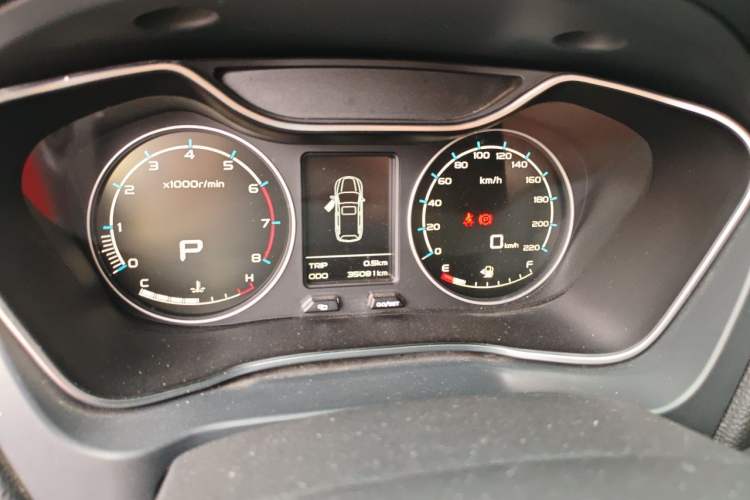 Used Geely Auto Vision X6 2016 1.3T CVT Luxury Model Instrument Cluster