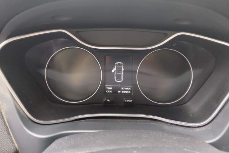 Used Geely Auto Vision X6 2016 1.3T CVT Flagship Model Instrument Cluster