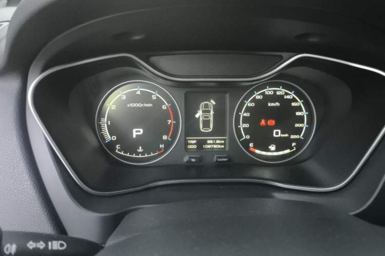 Used Geely Auto Vision X6 2016 1.3T CVT Flagship Model Instrument Cluster