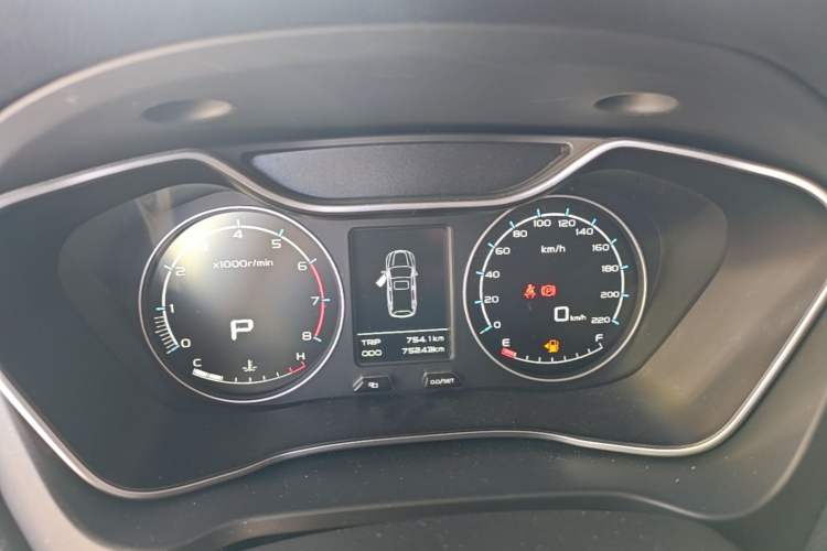 Used Geely Auto Vision X6 2016 1.3T CVT Flagship Model Instrument Cluster