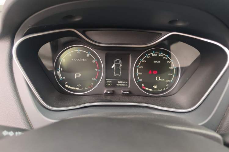 Used Geely Auto Vision X6 2016 1.3T CVT Flagship Model Instrument Cluster