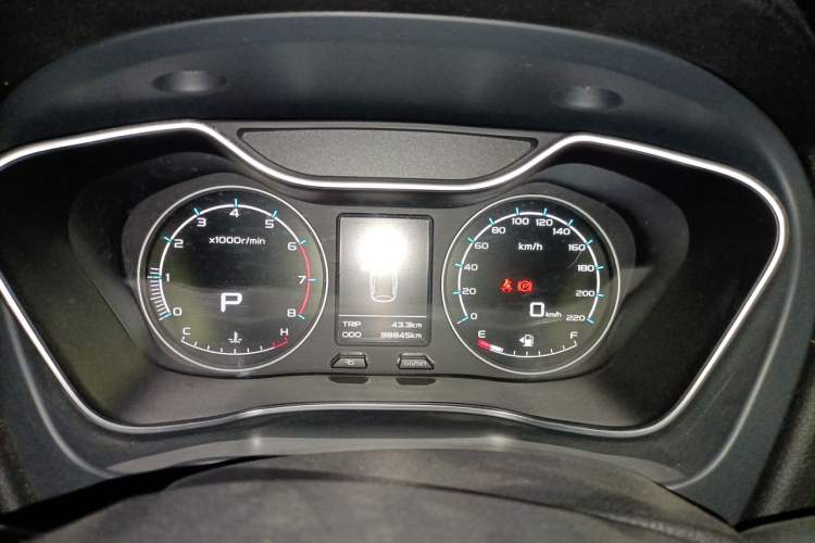 Used Geely Auto Vision X6 2016 1.3T CVT Flagship Model Instrument Cluster