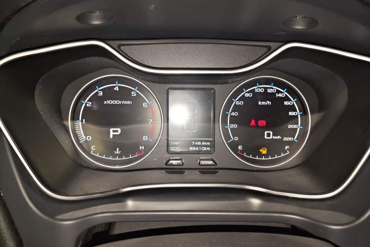 Used Geely Auto Vision X6 2016 1.3T CVT Flagship Model Instrument Cluster