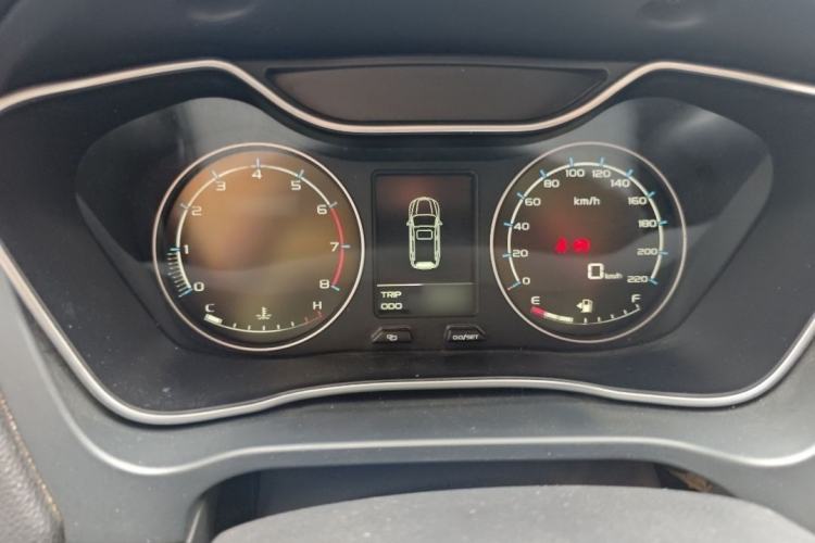 Used Geely Auto Vision X6 2016 1.8L Manual Luxury Model Interior 1