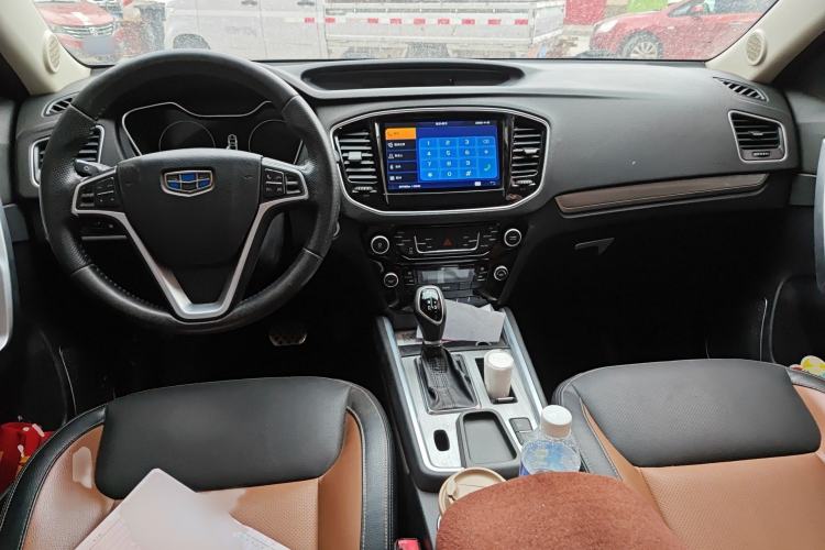 Used Geely Auto Vision X6 2016 1.3T CVT Luxury Model Interior 2