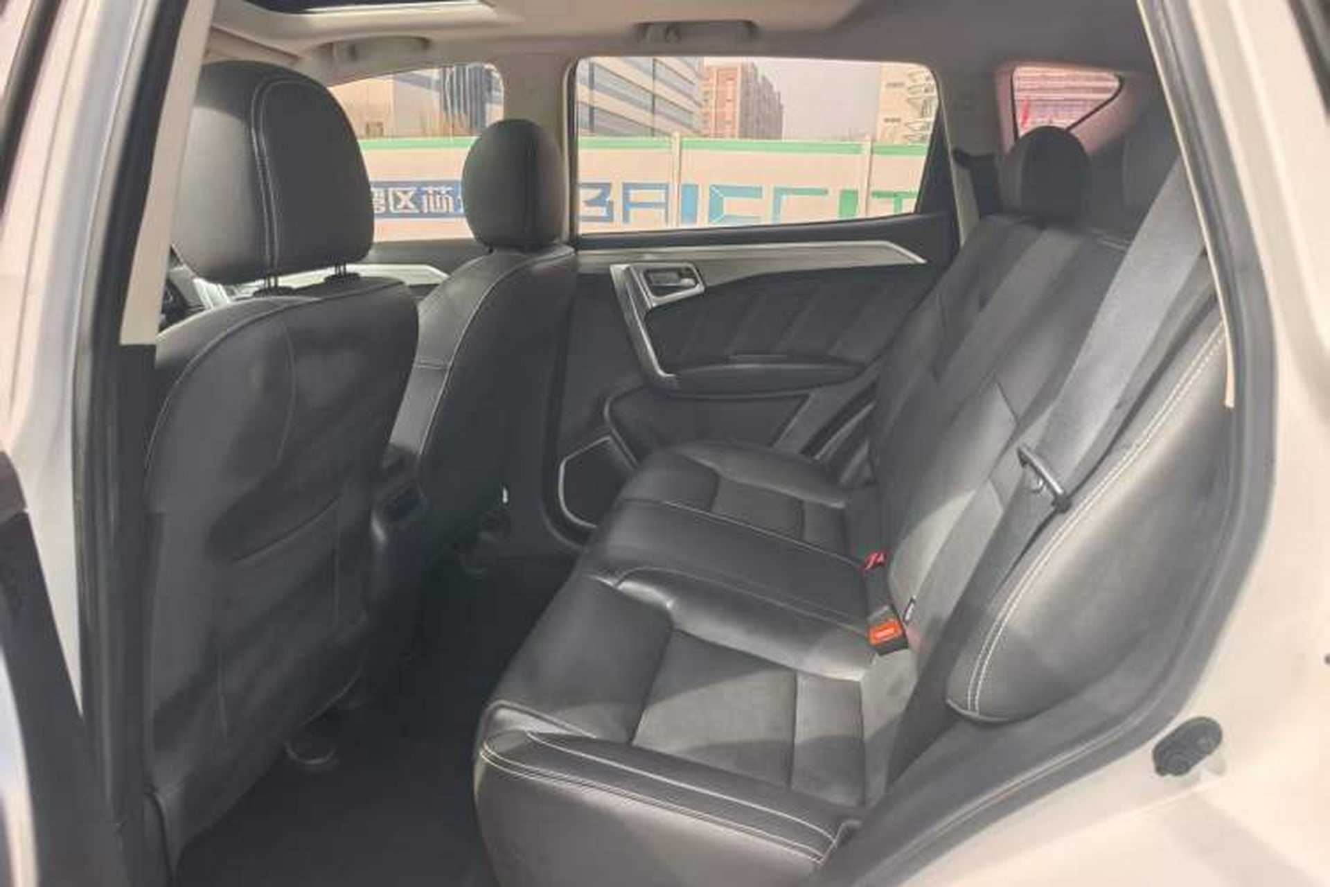 Used Geely Auto Vision X6 2016 1.8L Manual Luxury Model Interior 2