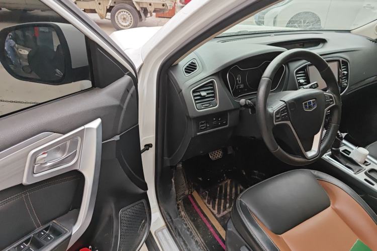 Used Geely Auto Vision X6 2016 1.3T CVT Luxury Model Interior 3