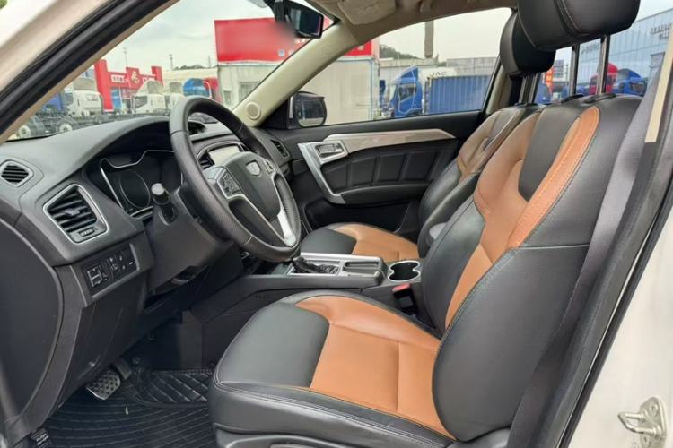Used Geely Auto Vision X6 2016 1.3T CVT Luxury Model Interior 3