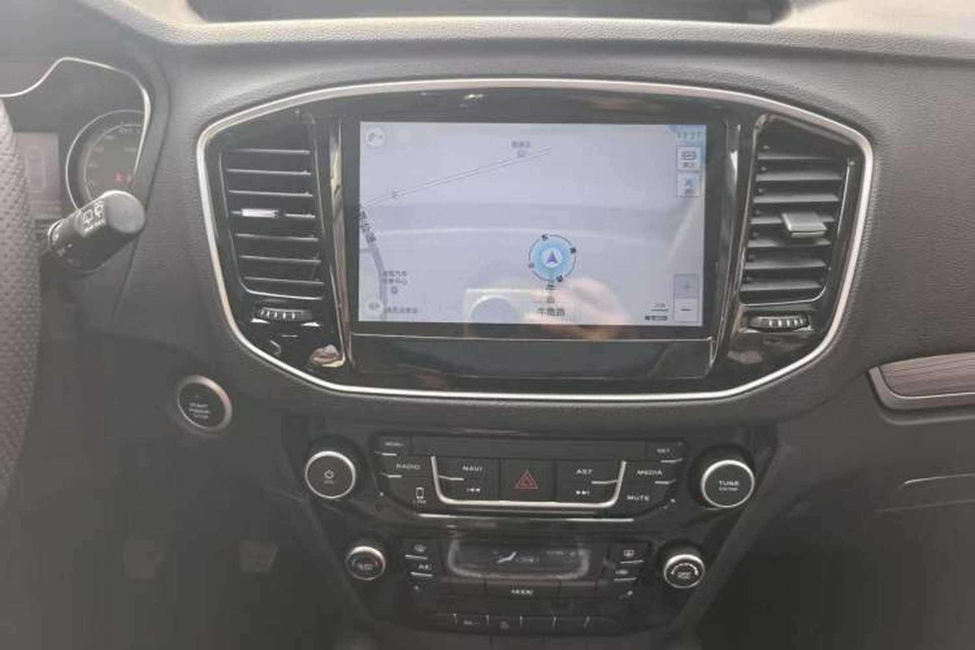 Used Geely Auto Vision X6 2016 1.8L Manual Luxury Model Interior 7