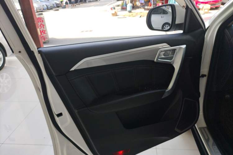 Used Geely Auto Vision X6 2016 1.3T CVT Luxury Model Left Front Door Interior
