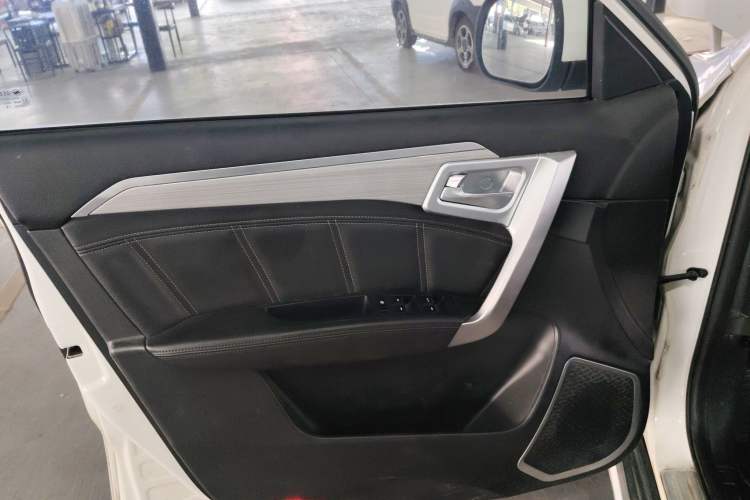Used Geely Auto Vision X6 2016 1.3T CVT Flagship Model Left Front Door Interior