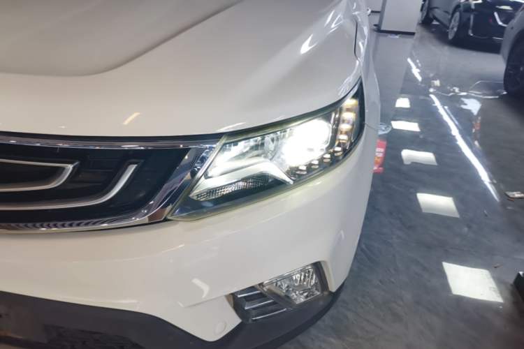 Used Geely Auto Vision X6 2016 1.8L Manual Luxury Model Left Front Headlight