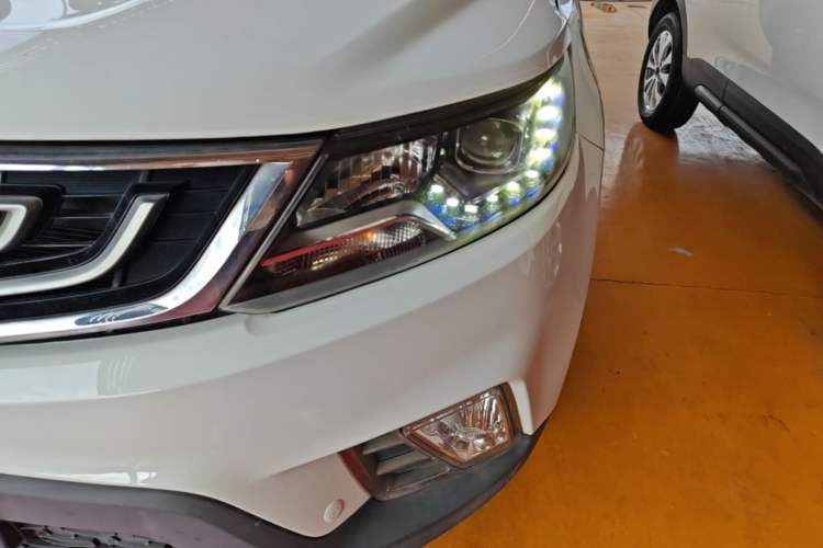 Used Geely Auto Vision X6 2016 1.8L Manual Luxury Model Left Front Headlight