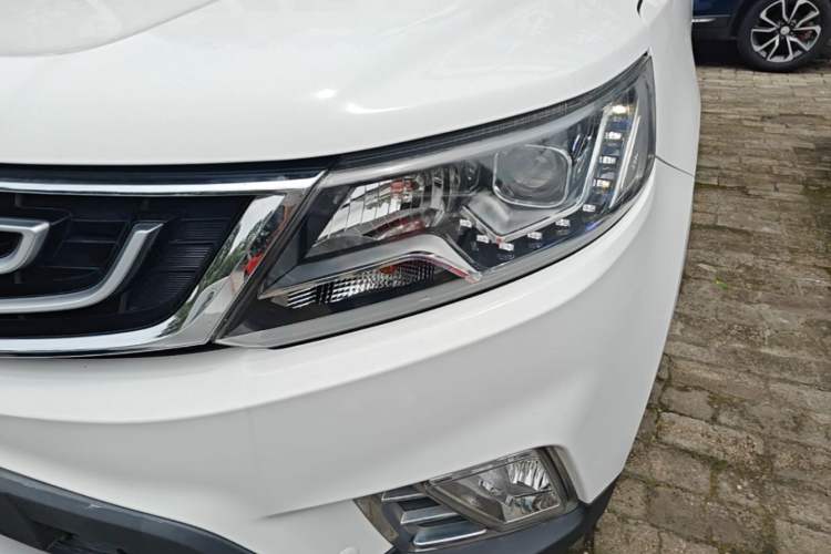 Used Geely Auto Vision X6 2016 1.8L Manual Luxury Model Left Front Headlight