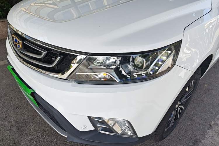 Used Geely Auto Vision X6 2016 1.3T CVT Flagship Model Left Front Headlight