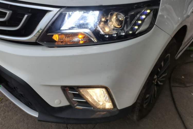 Used Geely Auto Vision X6 2016 1.3T CVT Luxury Model Left Front Headlight