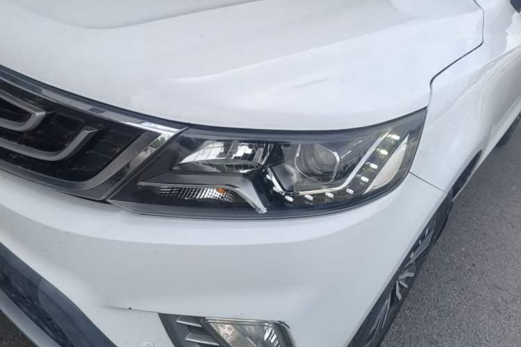 Used Geely Auto Vision X6 2016 1.8L Manual Luxury Model Left Front Headlight