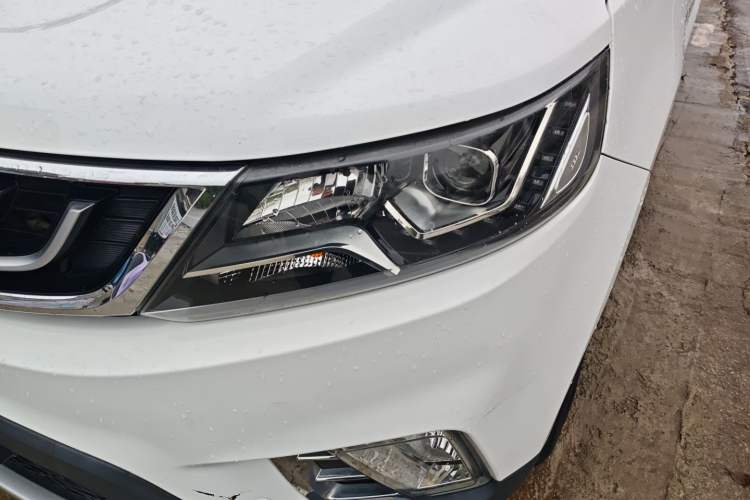 Used Geely Auto Vision X6 2016 1.3T CVT Luxury Model Left Front Headlight