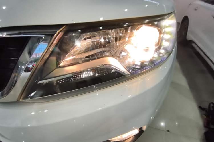 Used Geely Auto Vision X6 2016 1.3T CVT Luxury Model Left Front Headlight