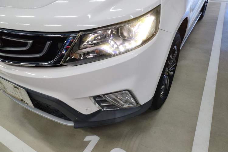 Used Geely Auto Vision X6 2016 1.8L Manual Luxury Model Left Front Headlight