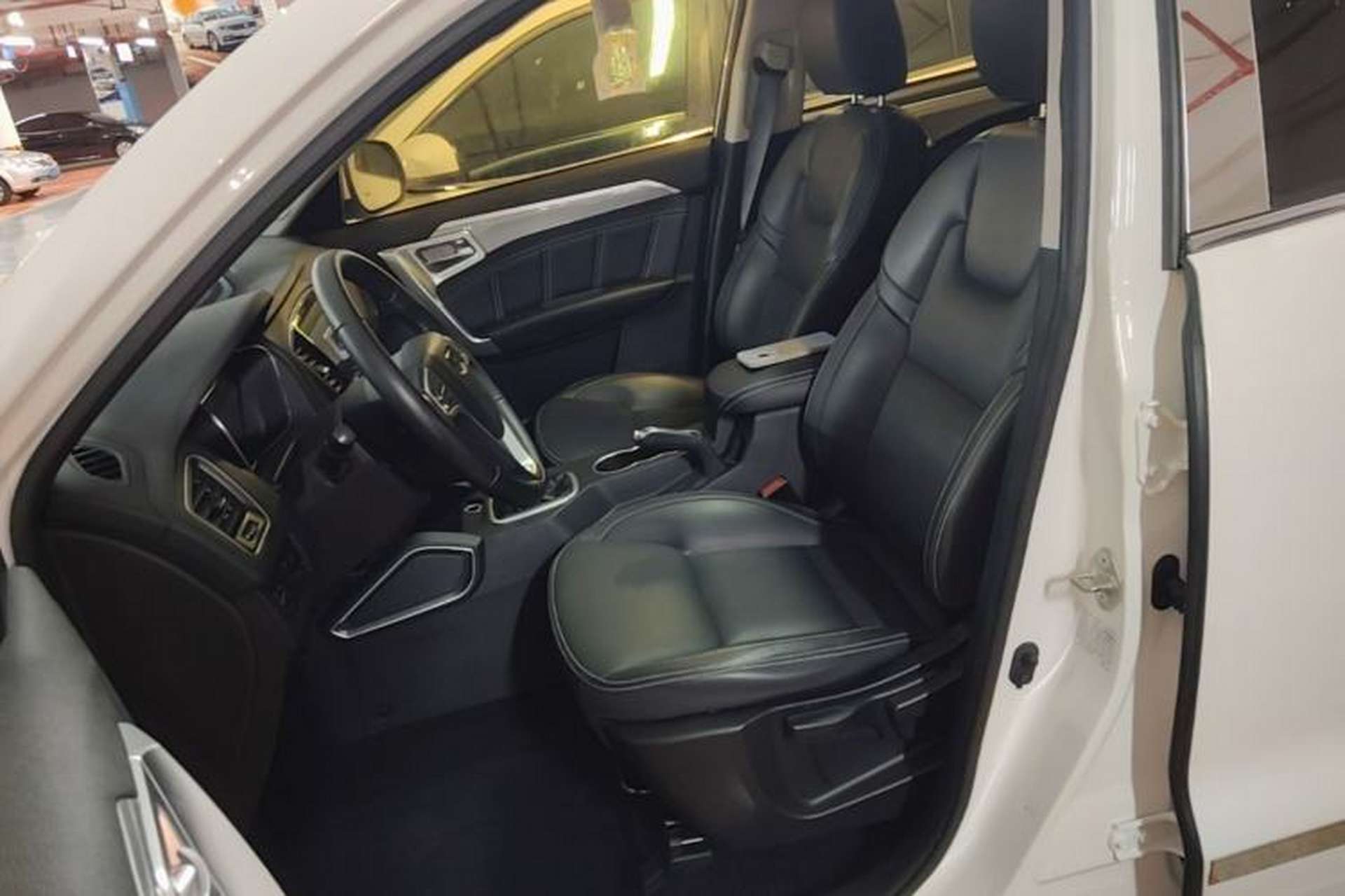 Used Geely Auto Vision X6 2016 1.8L Manual Luxury Model Left Front Seat