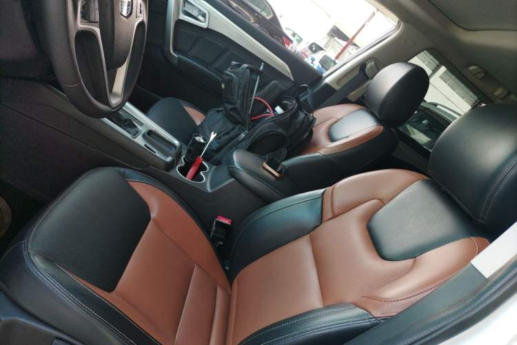 Used Geely Auto Vision X6 2016 1.3T CVT Luxury Model Left Front Seat