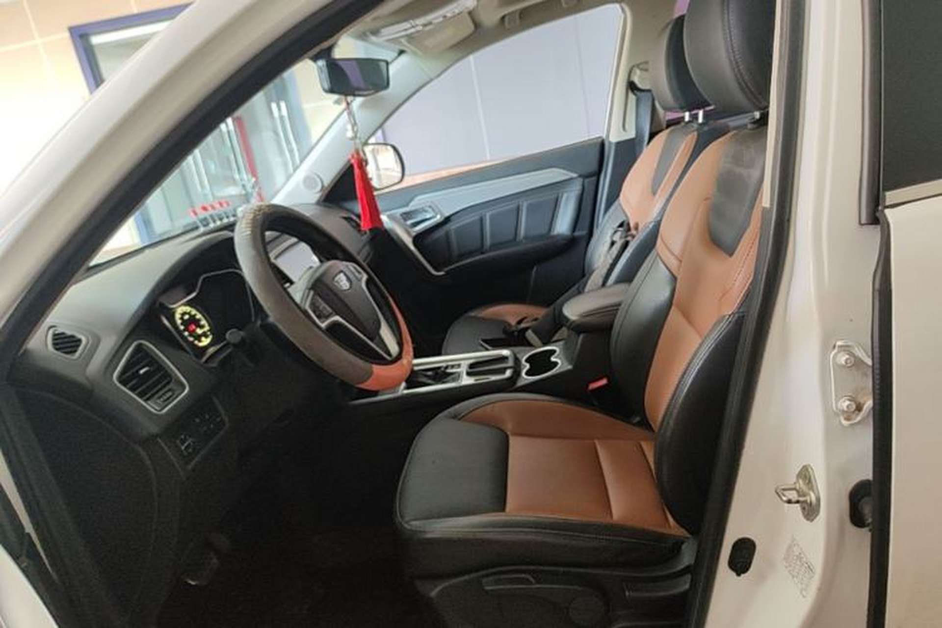 Used Geely Auto Vision X6 2016 1.3T CVT Luxury Model Left Front Seat