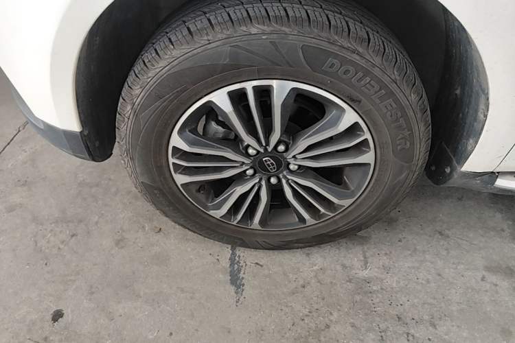 Used Geely Auto Vision X6 2016 1.8L Manual Luxury Model Left Front Wheel Hub