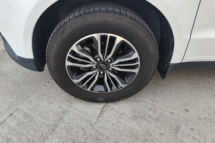 Used Geely Auto Vision X6 2016 1.3T CVT Luxury Model Left Front Wheel Hub