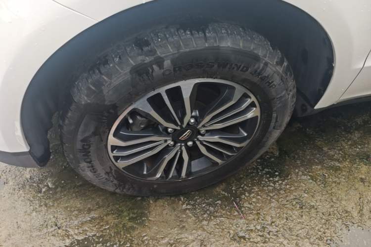 Used Geely Auto Vision X6 2016 1.3T CVT Flagship Model Left Front Wheel Hub