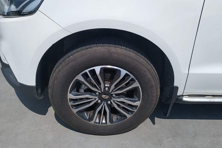 Used Geely Auto Vision X6 2016 1.8L Manual Luxury Model Left Front Wheel Hub