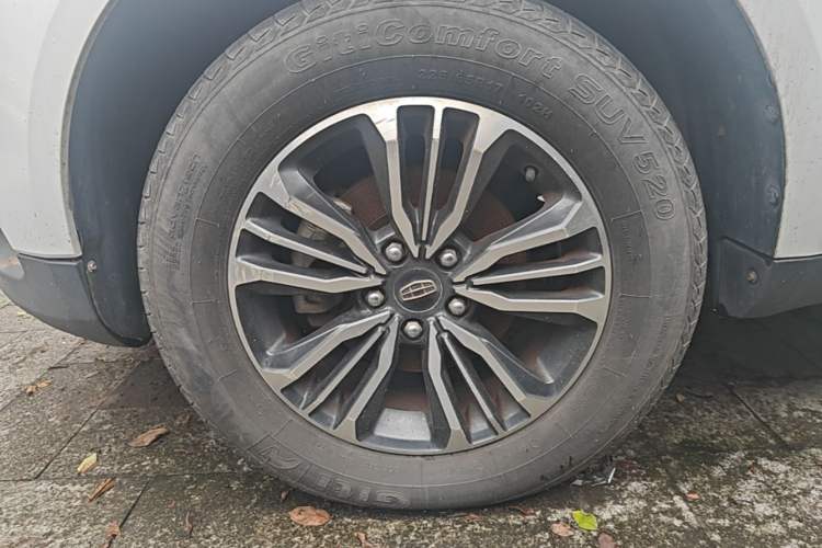 Used Geely Auto Vision X6 2016 1.3T CVT Luxury Model Left Front Wheel Hub
