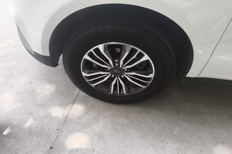 Used Geely Auto Vision X6 2016 1.8L Manual Luxury Model Left Front Wheel Hub