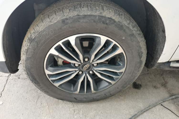 Used Geely Auto Vision X6 2016 1.3T CVT Luxury Model Left Front Wheel Hub