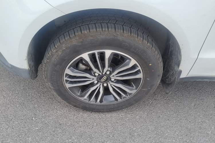 Used Geely Auto Vision X6 2016 1.8L Manual Luxury Model Left Front Wheel Hub