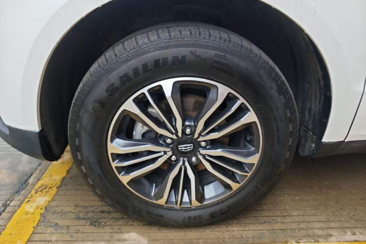 Used Geely Auto Vision X6 2016 1.3T CVT Luxury Model Left Front Wheel Hub