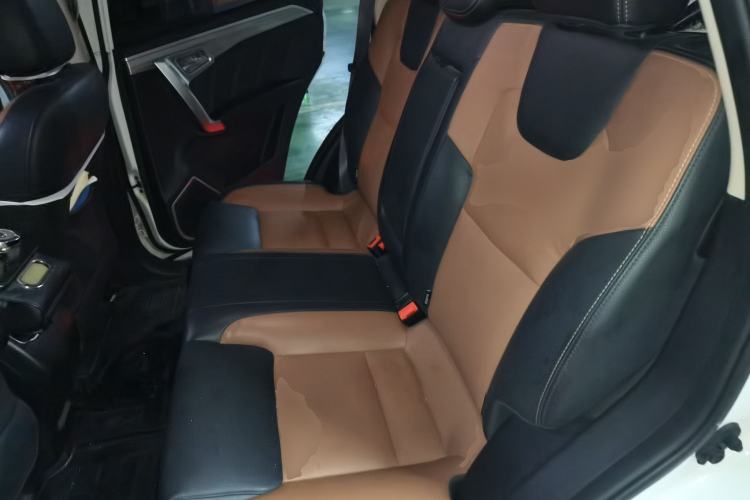 Used Geely Auto Vision X6 2016 1.3T CVT Flagship Model Left Rear Seat