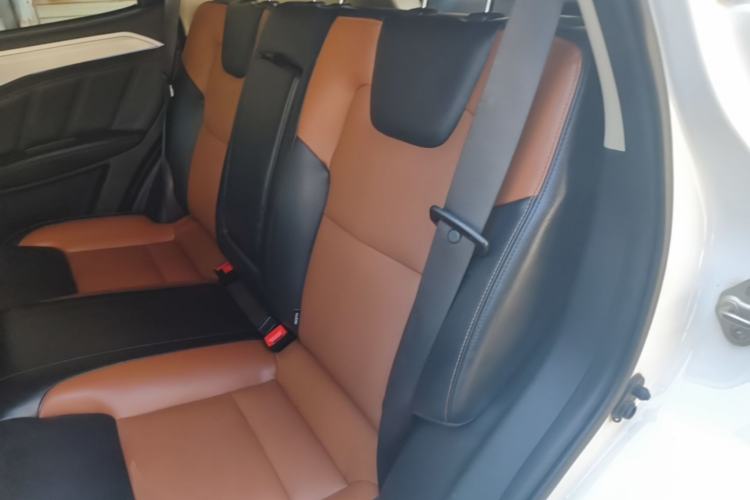 Used Geely Auto Vision X6 2016 1.3T CVT Flagship Model Left Rear Seat