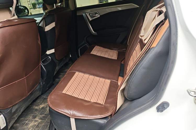 Used Geely Auto Vision X6 2016 1.3T CVT Luxury Model Left Rear Seat