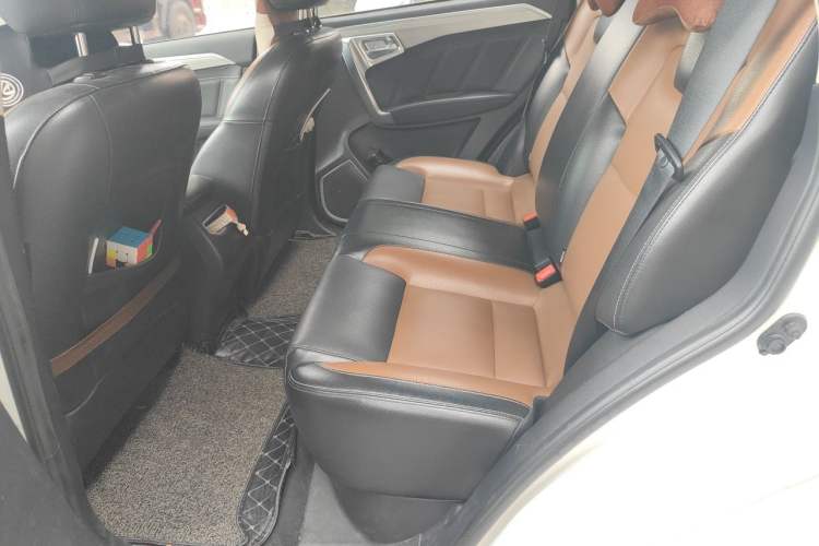 Used Geely Auto Vision X6 2016 1.3T CVT Luxury Model Left Rear Seat