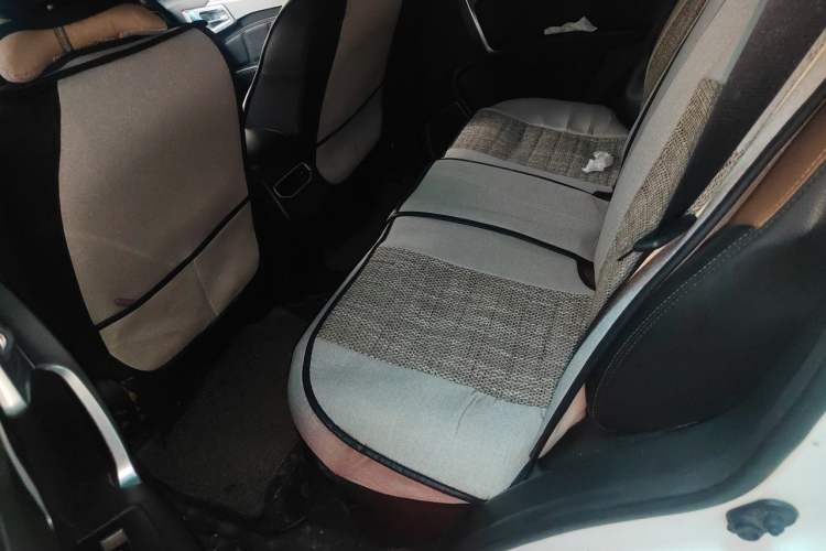 Used Geely Auto Vision X6 2016 1.3T CVT Flagship Model Left Rear Seat