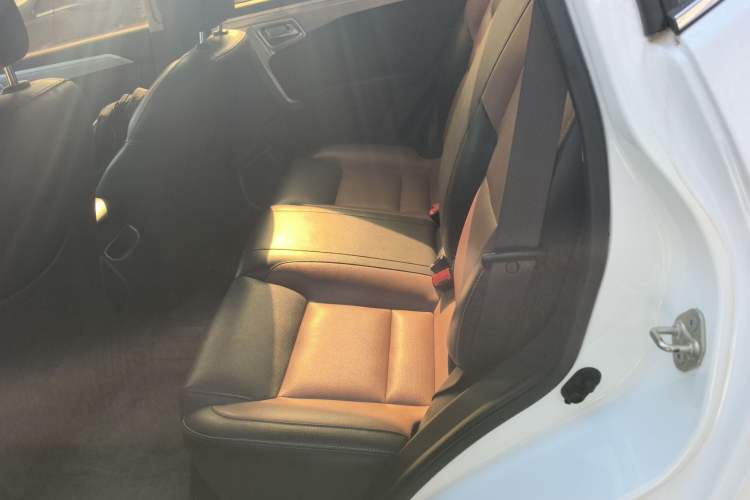 Used Geely Auto Vision X6 2016 1.3T CVT Luxury Model Left Rear Seat