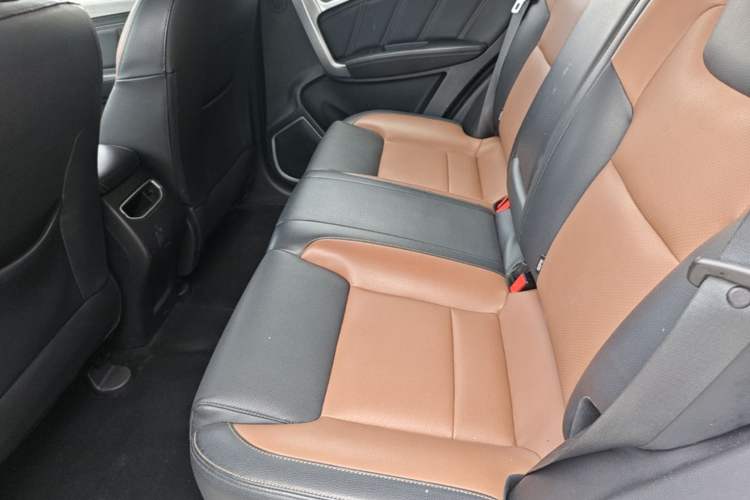 Used Geely Auto Vision X6 2016 1.3T CVT Flagship Model Left Rear Seat