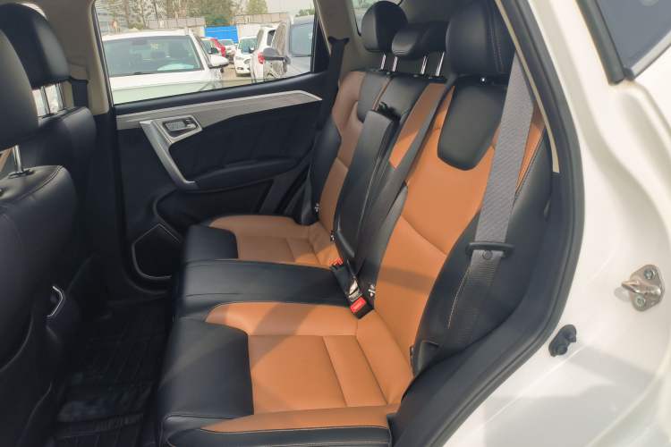 Used Geely Auto Vision X6 2016 1.3T CVT Flagship Model Left Rear Seat