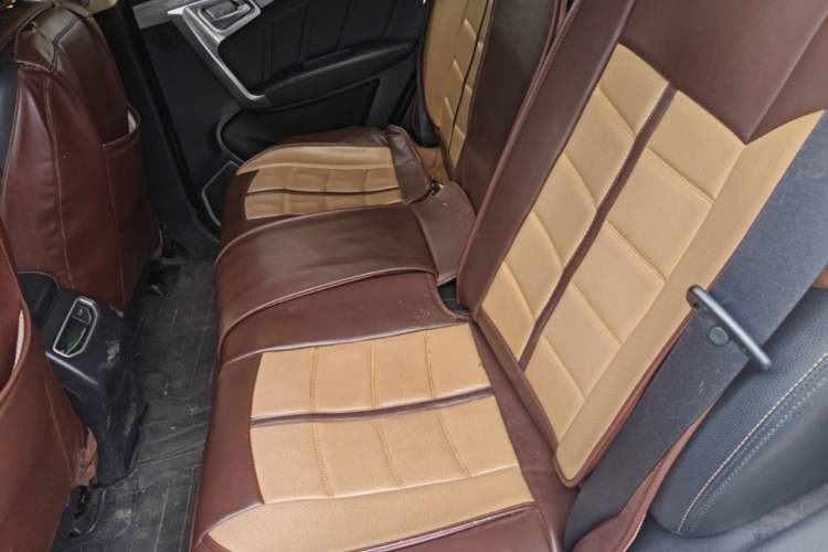 Used Geely Auto Vision X6 2016 1.3T CVT Luxury Model Left Rear Seat