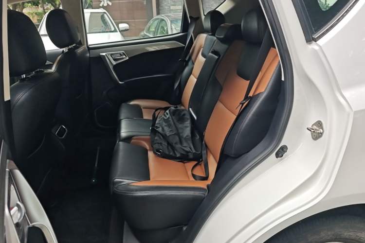 Used Geely Auto Vision X6 2016 1.3T CVT Flagship Model Left Rear Seat