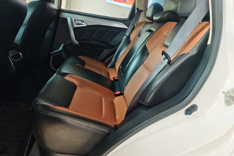 Used Geely Auto Vision X6 2016 1.3T CVT Flagship Model Left Rear Seat
